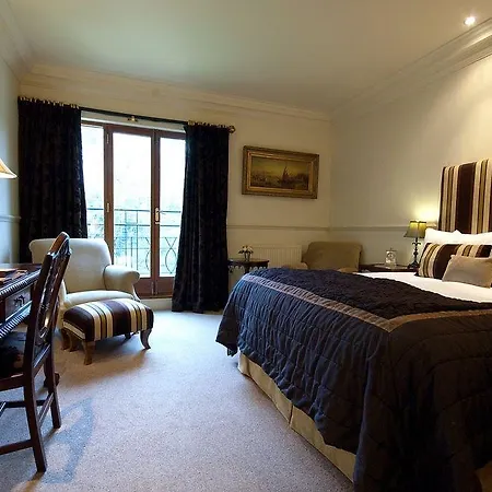 Whitley Hall 4*