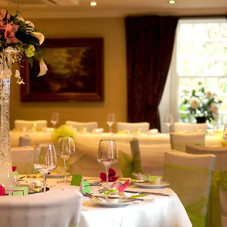 Whitley Hall 4*